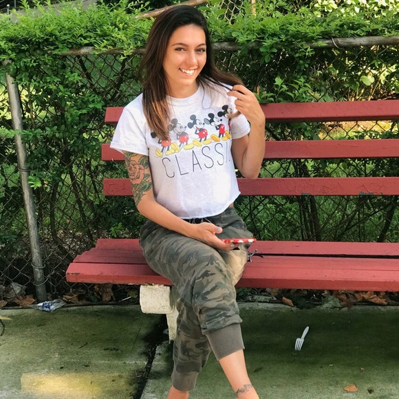 meet your posher 👋🏼 - Picture 7 of 7